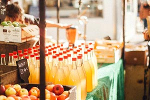 那一脚划破夜空的远距射门——从瞬间到传奇